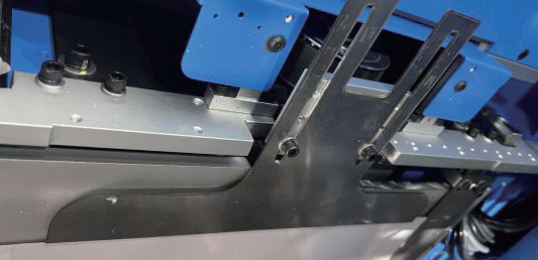 PRY-700E automatische Warmfolienprägungsanlage 3