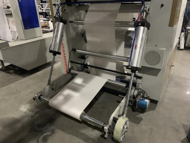 PRY4-1000 Vierfarben-Flexodruckmaschine 9